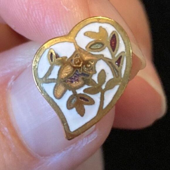 Small White Gold Enamelled Owl in Tree Heart Shaped Pierced Earrings - Picture 2 of 5